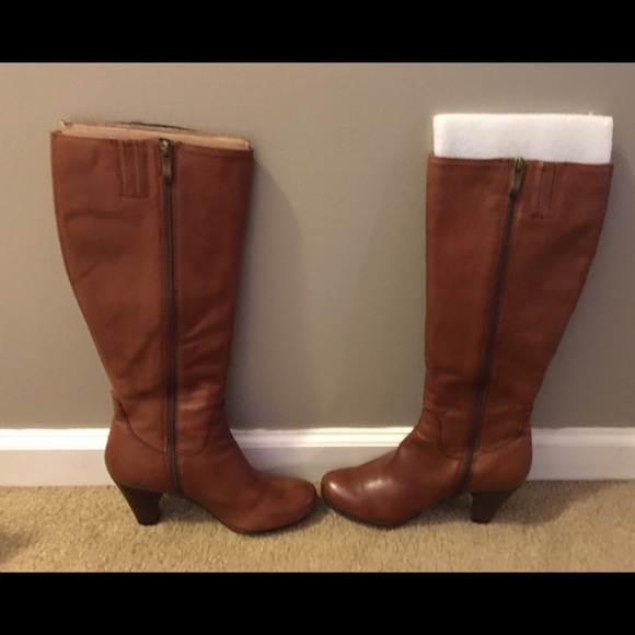 Brown Leather Boots, size 8 - Picture 3 of 7